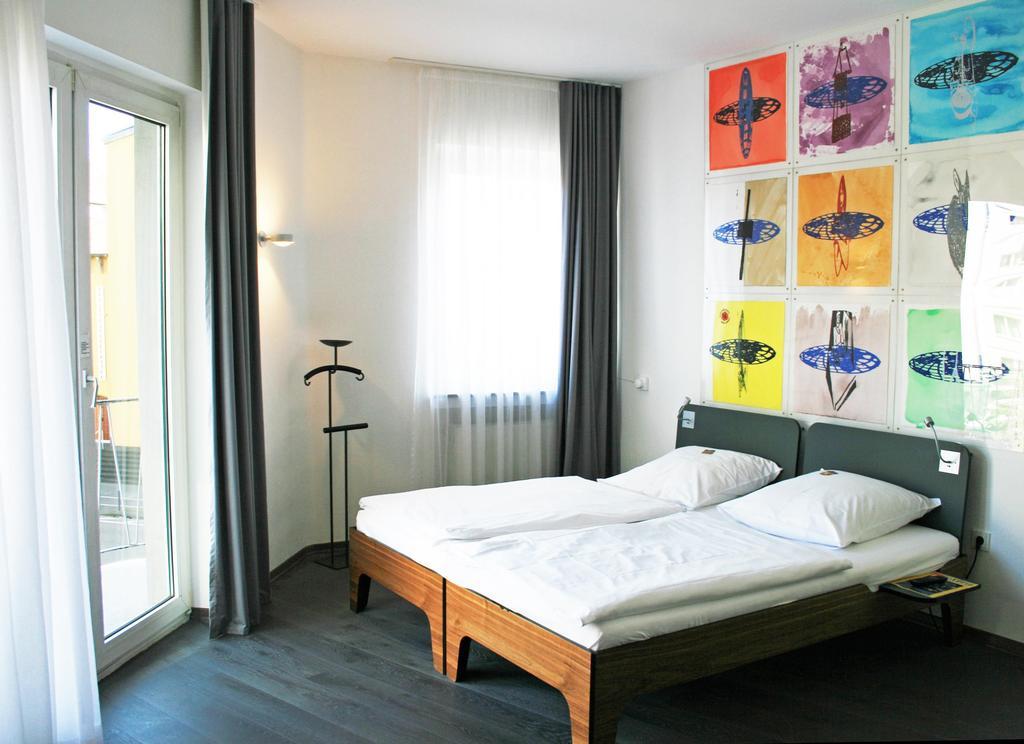 Chelsea Hotel Cologne Exterior photo