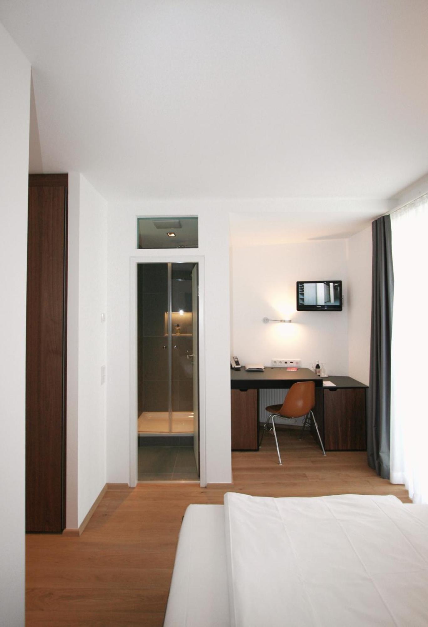 Chelsea Hotel Cologne Room photo