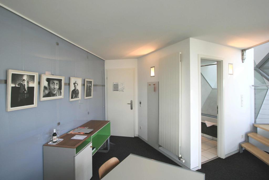 Chelsea Hotel Cologne Exterior photo